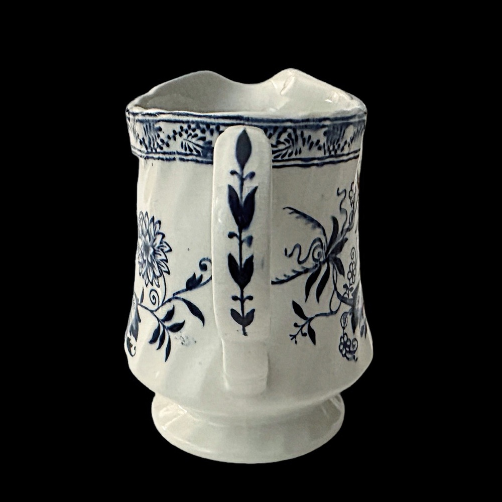 Antique Old Vienna Ironstone Wood & Sons Creamer Onion Pattern Blue & White - Picture 4 of 6